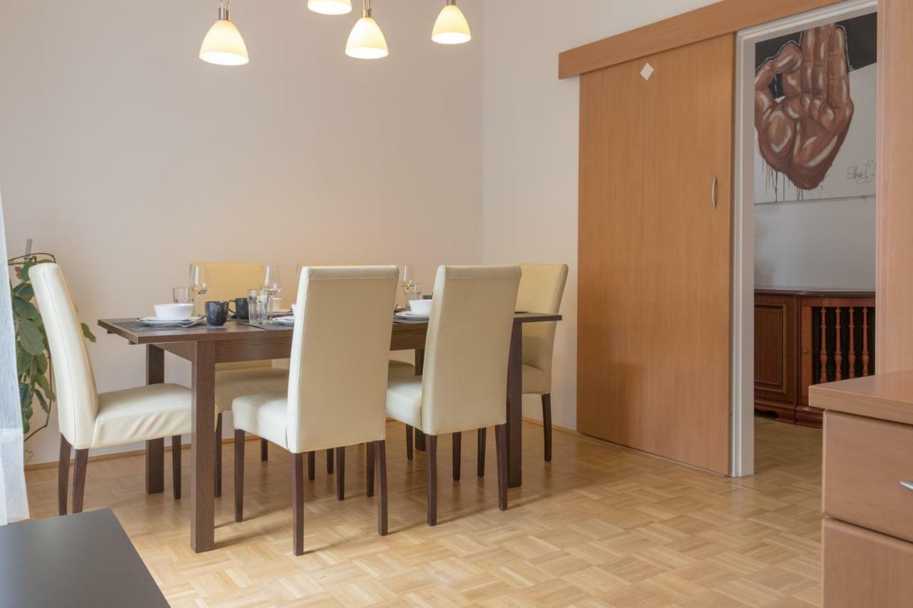 Kingsize Central Station Residence Виена Екстериор снимка
